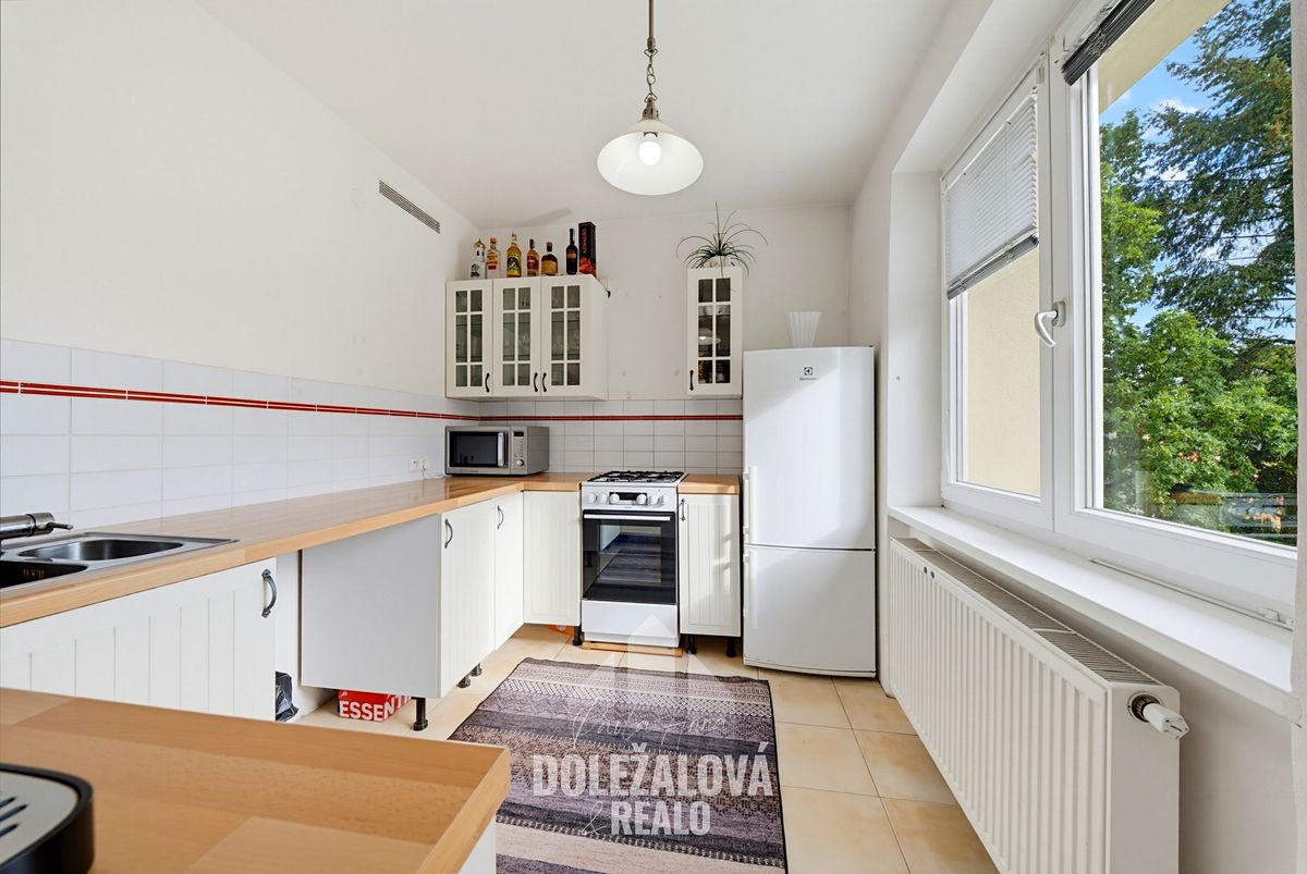 Pronájem bytu 3+kk 68 m² – fotografie 2