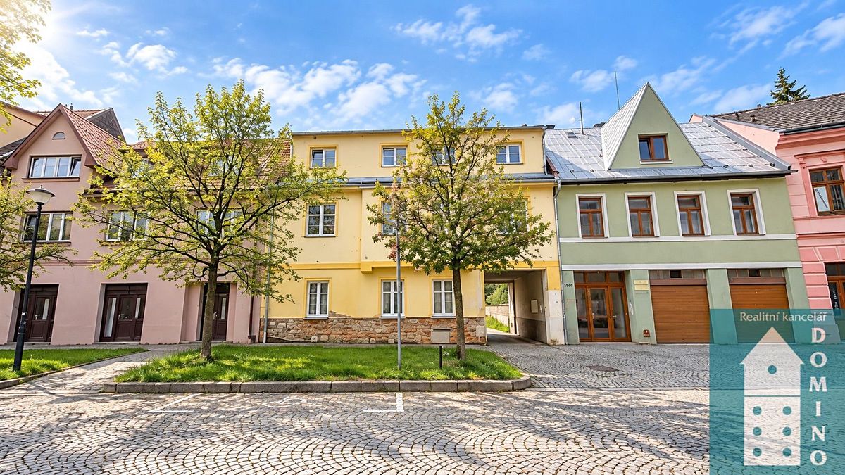 Prodej vícegeneračního domu 675 m², pozemek 3052 m²