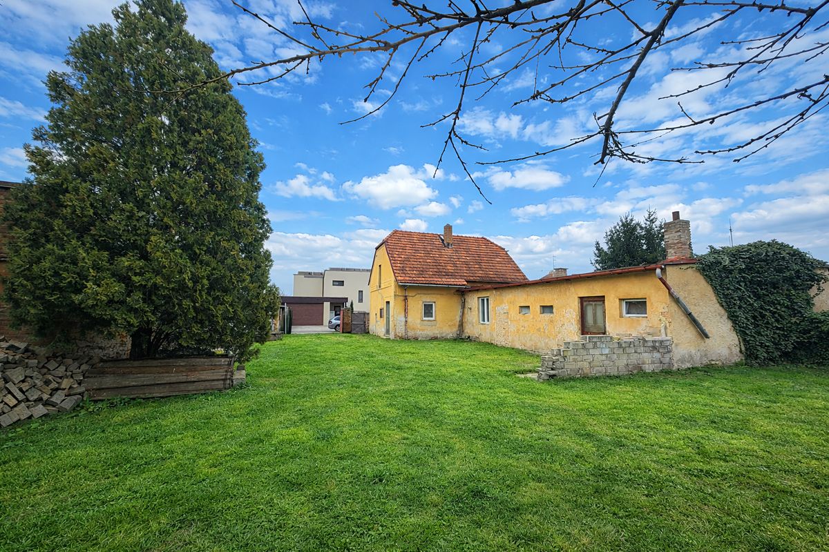 Prodej stavebního pozemku 600 m² – fotografie 4