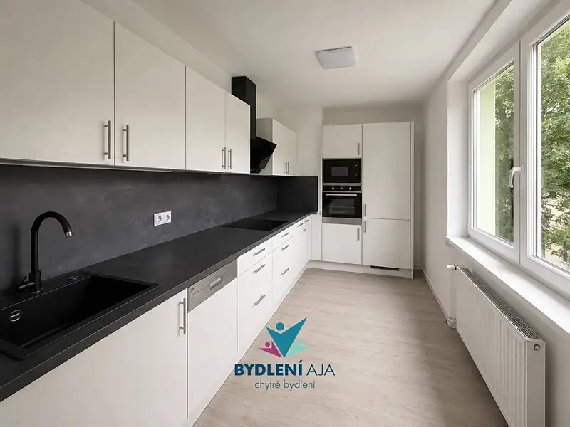 Prodej bytu 2+1 49 m², Teplice – náhled fotky 2