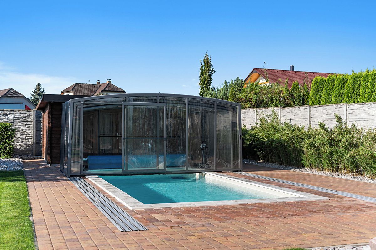 Prodej rodinného domu 350 m², pozemek 2077 m² – fotografie 4