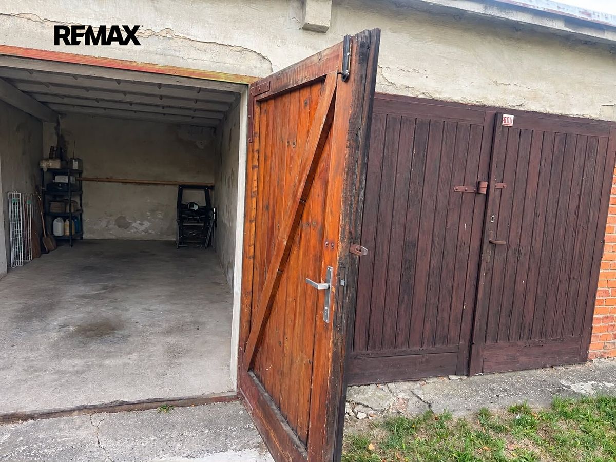 Pronájem garáže 18 m² – fotografie 2