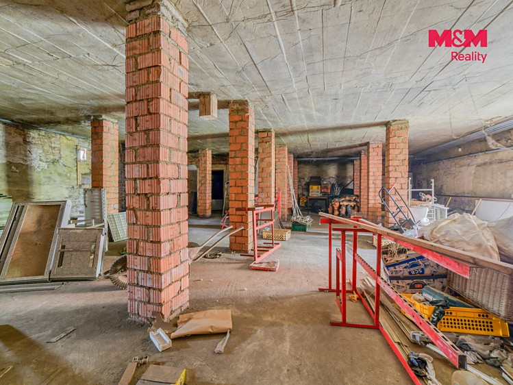 Комерційне приміщення на продаж, 845 м² (18 з 30)