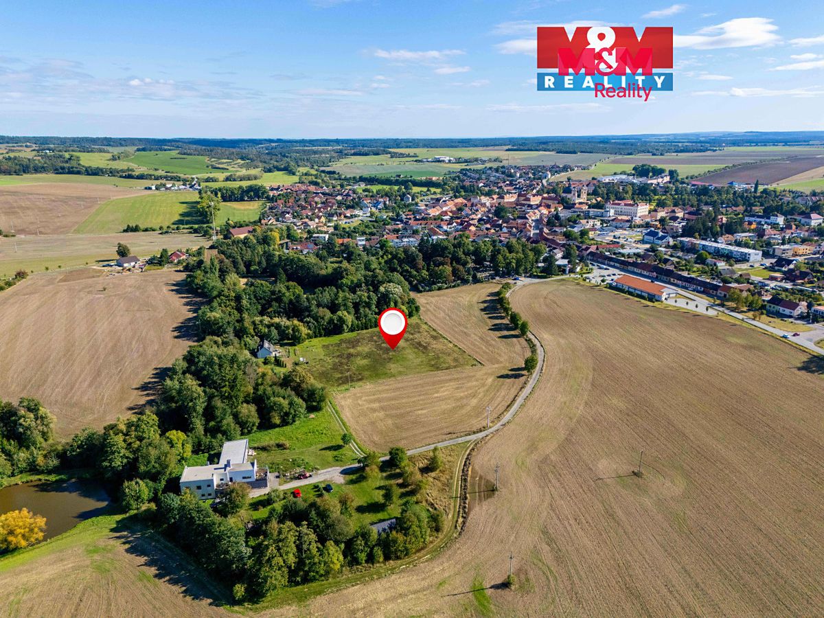 Prodej stavebního pozemku 999 m²