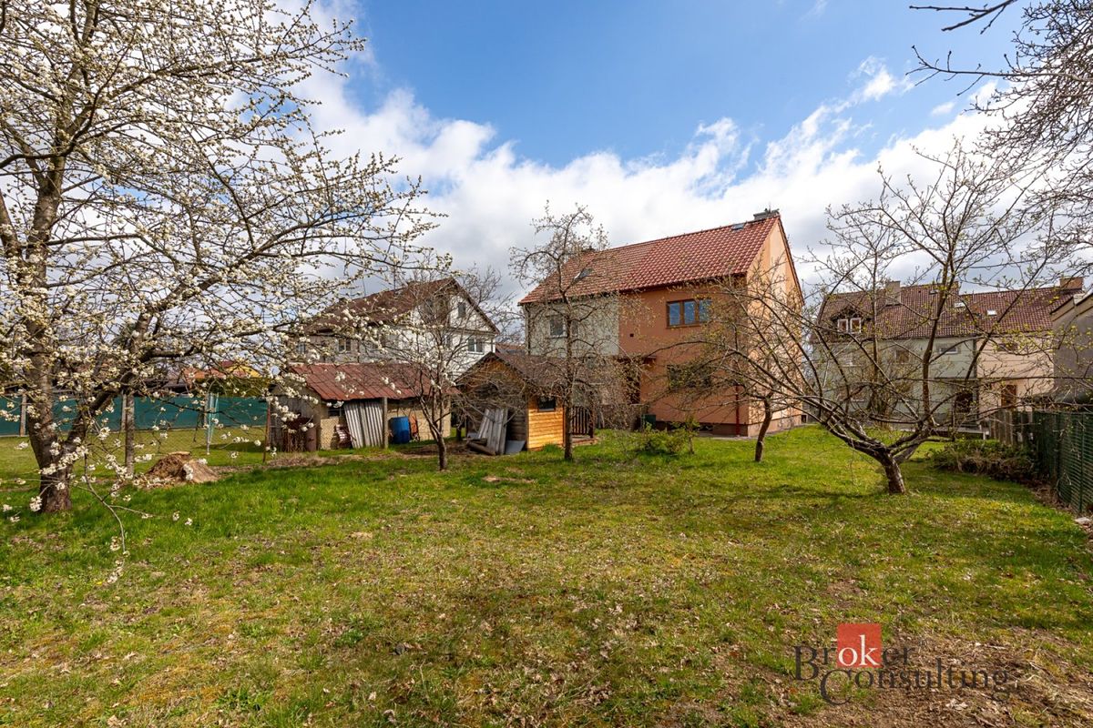 Prodej rodinného domu 140 m², pozemek 580 m² – fotografie 3