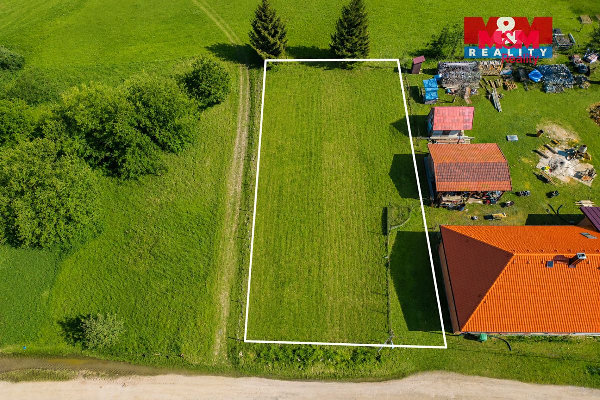 Prodej stavebního pozemku 764 m² – fotografie 3