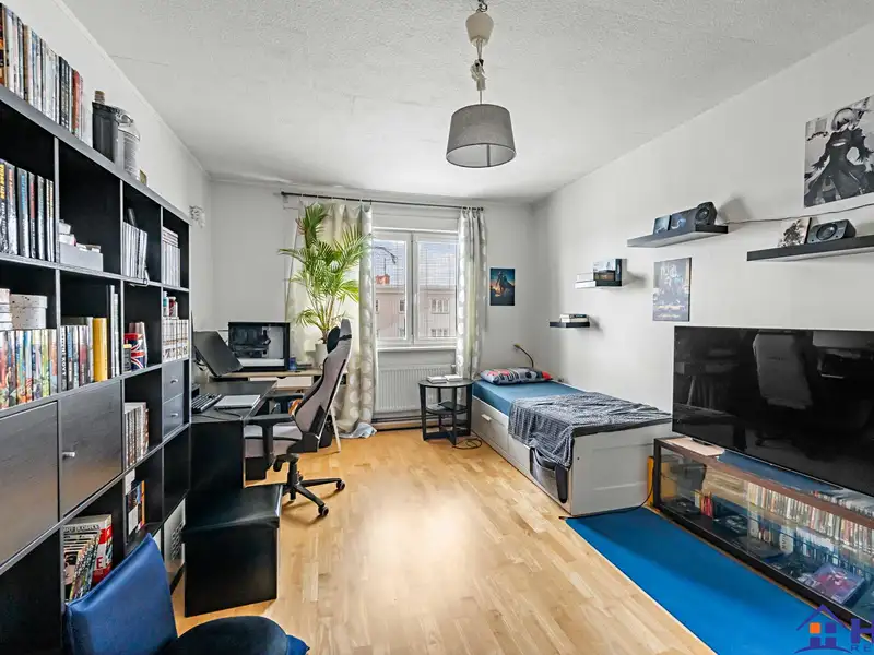 Prodej bytu 2+1 68 m², Praha – náhled fotky 3