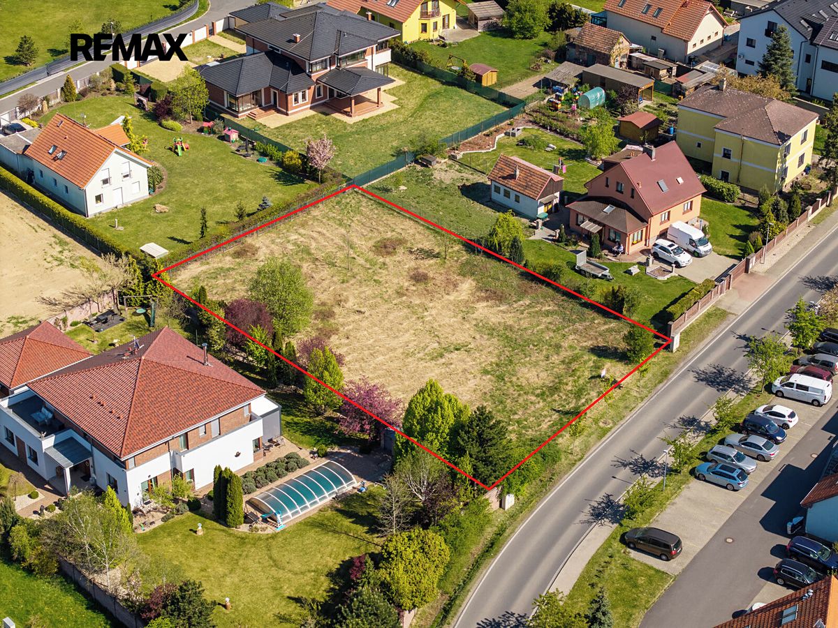 Prodej stavebního pozemku 1532 m², Jesenice – fotka 1 z 3