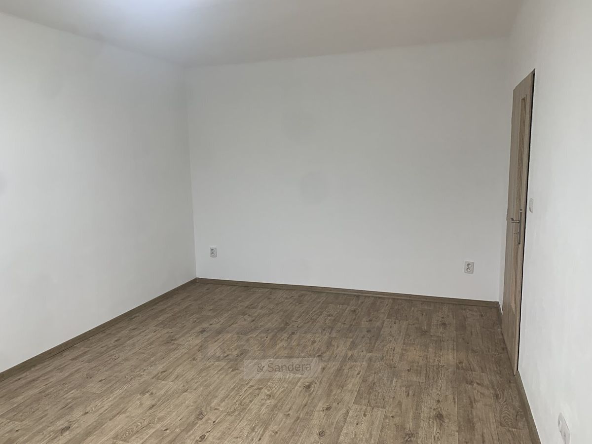 Pronájem bytu 2+1 55 m² – fotografie 5