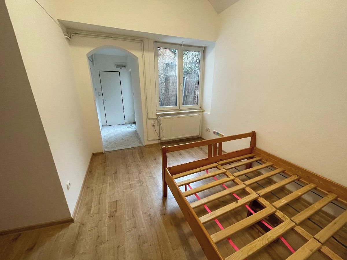 Pronájem bytu 1+1 40 m² – fotografie 5