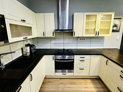 Prodej vícegeneračního domu 180 m², pozemek 147 m²