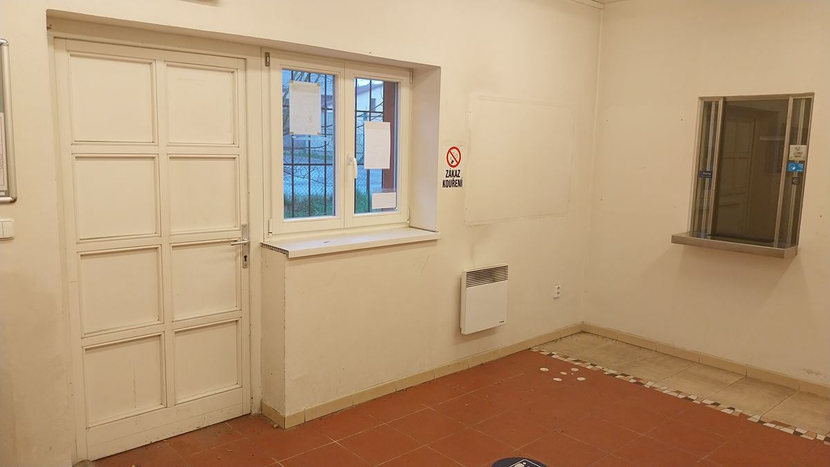 Pronájem obchodního prostoru 48 m² – fotografie 3