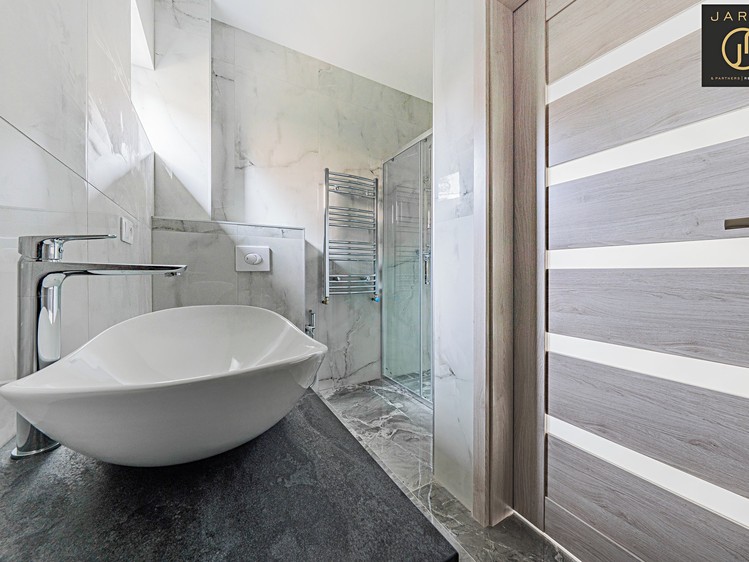 Prodej domu, 150 m² (8 z 23)