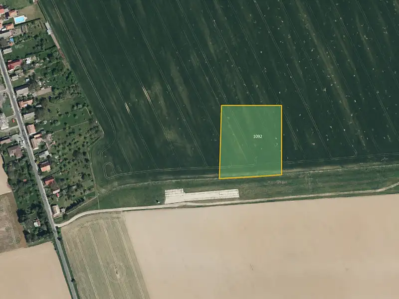 Prodej pole 10659 m², Kněžice – náhled fotky 1