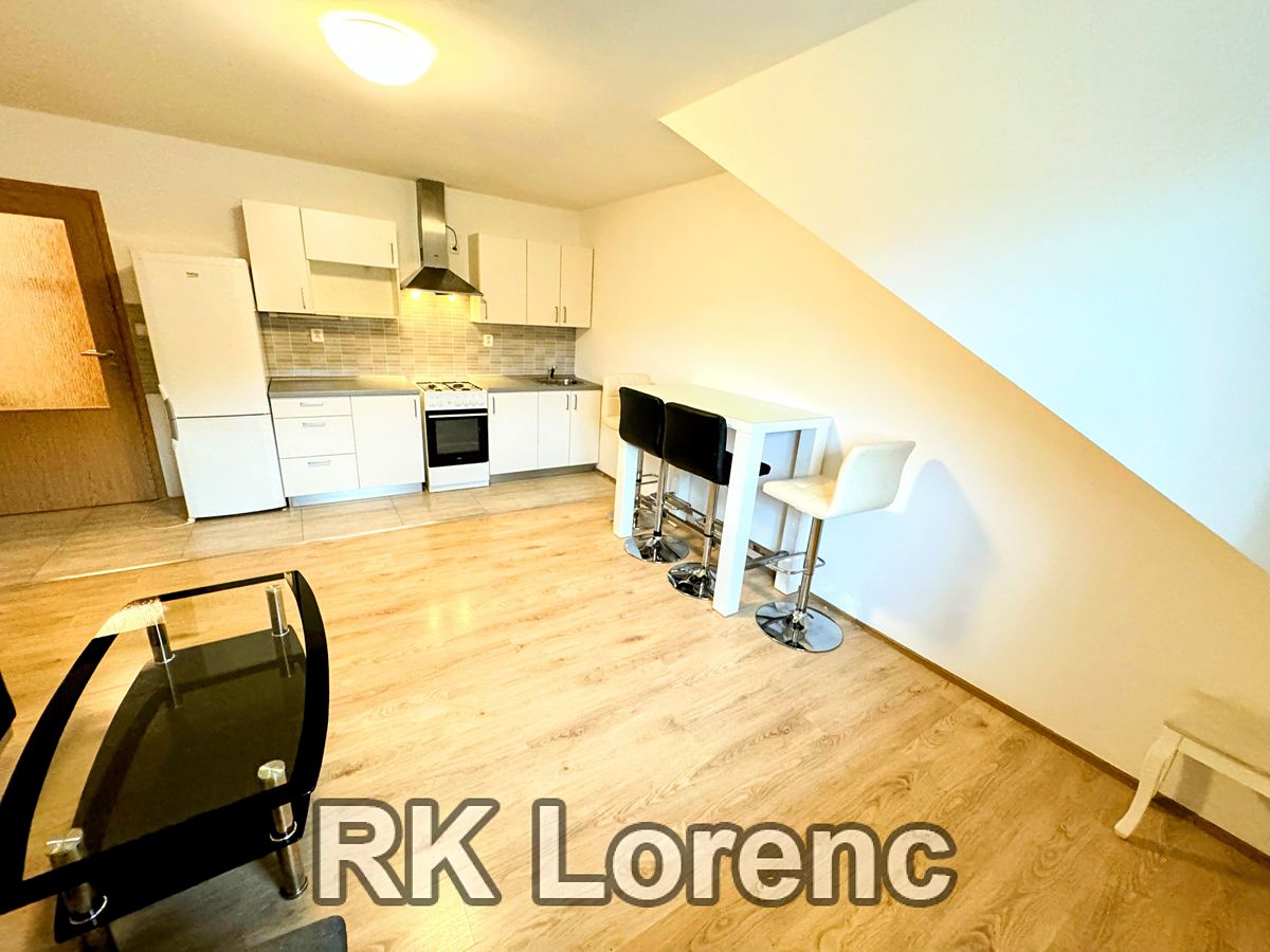 Pronájem bytu 2+kk 55 m²
