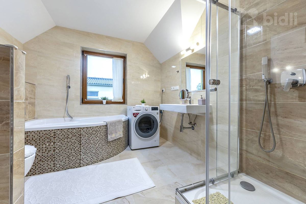Prodej rodinného domu 160 m², pozemek 591 m² – fotografie 5