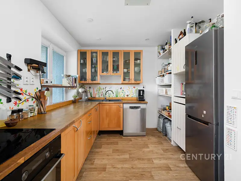Prodej rodinného domu 170 m², pozemek 2715 m², Tečovice – náhled fotky 3