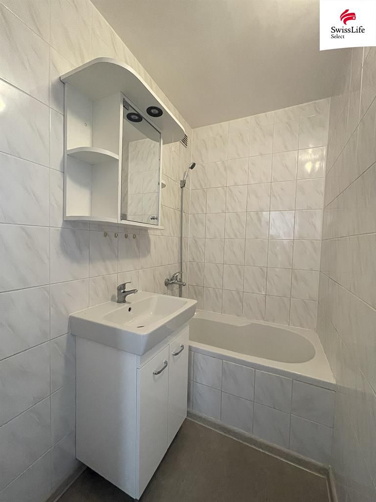 Pronájem bytu 1+1 40 m² – fotografie 2