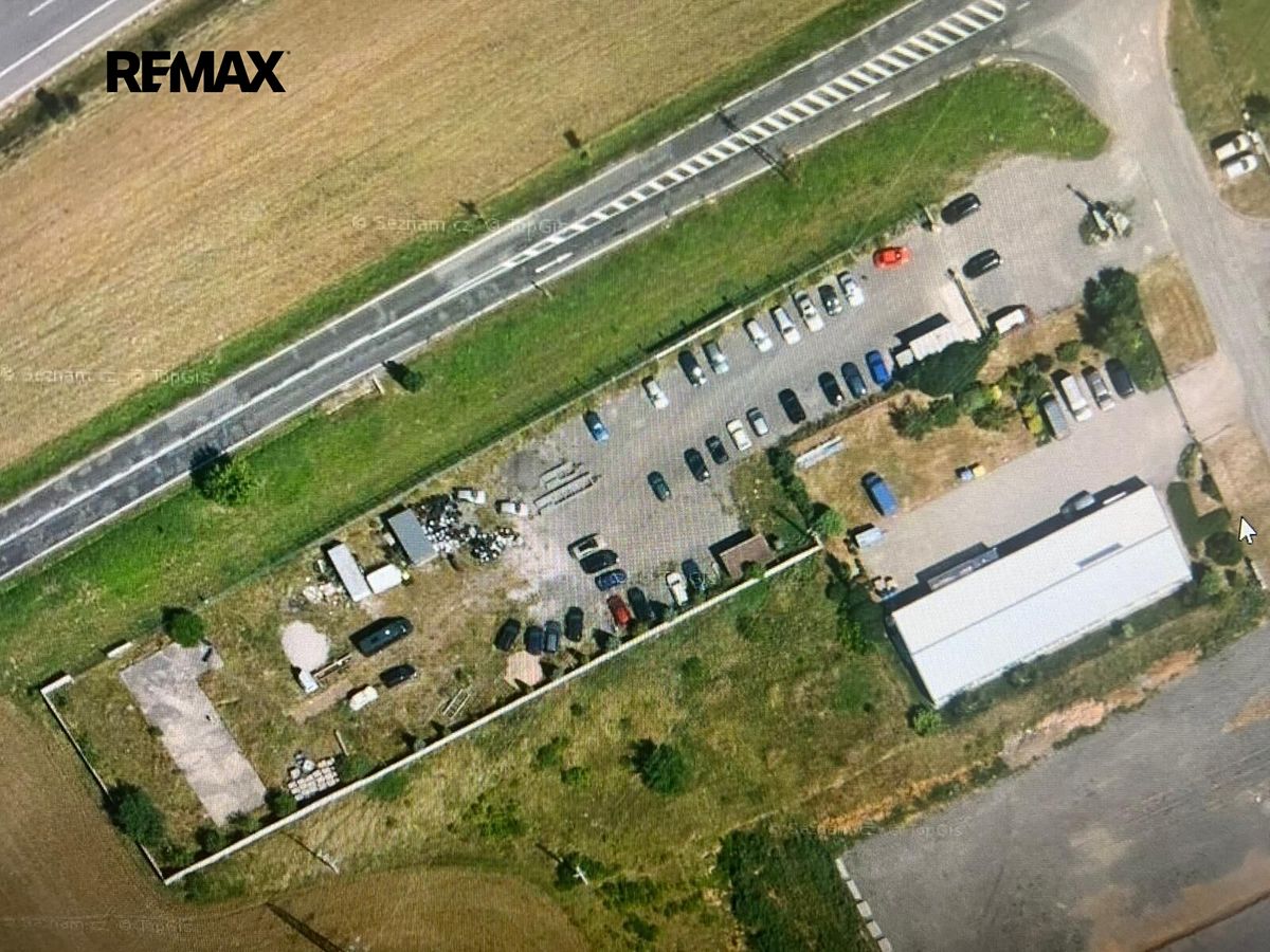 Prodej komerčního pozemku 3797 m², Chlustina – fotka 1 z 3