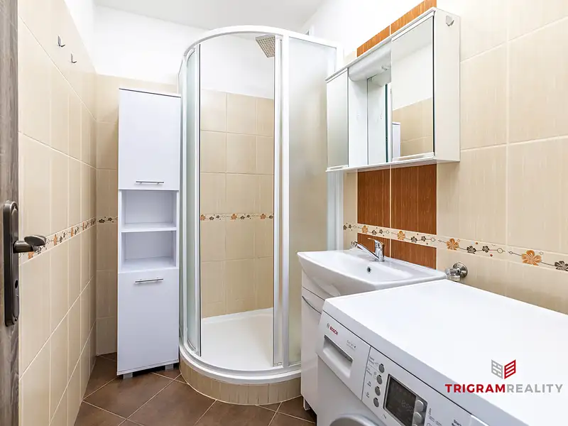 Pronájem bytu 2+kk 43 m², Pardubice – náhled fotky 2