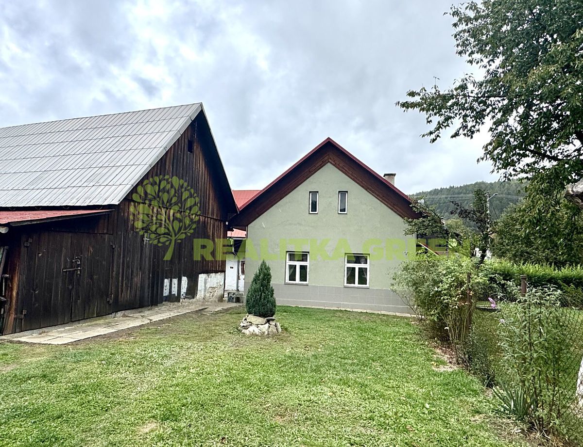 Prodej rodinného domu 550 m², pozemek 2336 m² – fotografie 4