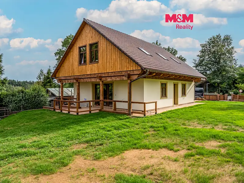 Prodej rodinného domu 221 m², pozemek 1199 m², Trhový Štěpánov – náhled fotky 1