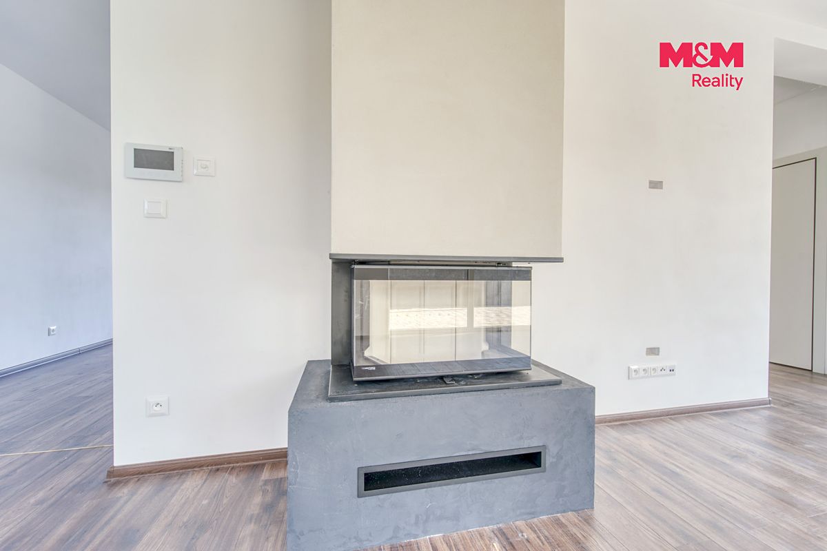 Prodej rodinného domu 168 m², pozemek 809 m² – fotografie 4