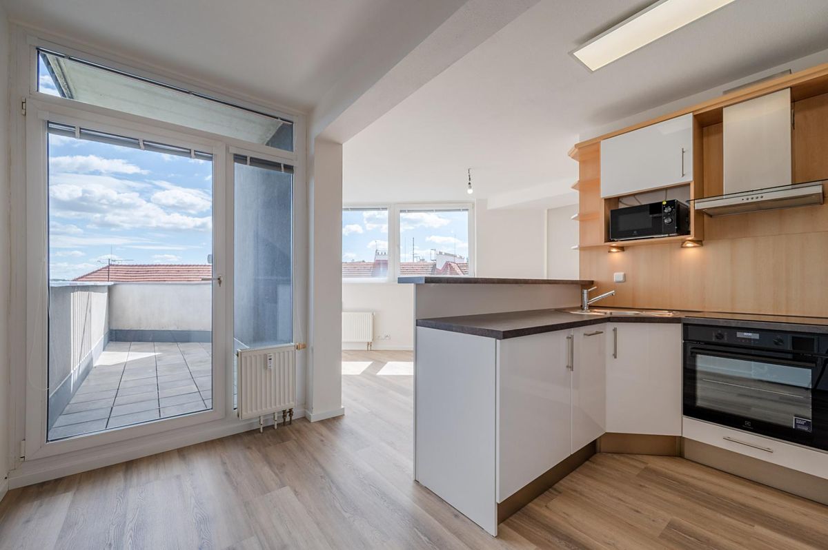 Prodej bytu 2+kk 74 m² – fotografie 3