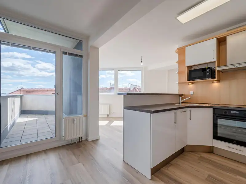 Prodej bytu 2+kk 74 m², Praha – náhled fotky 3