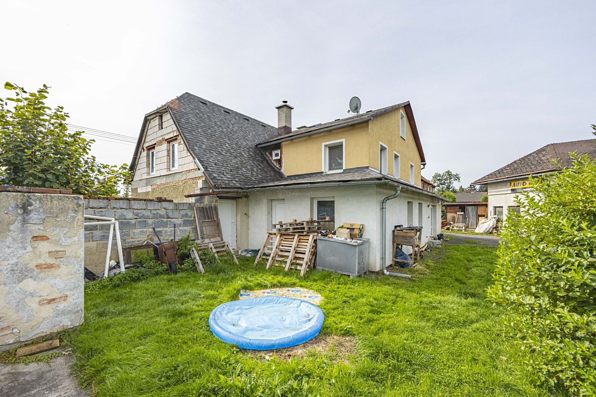 Prodej rodinného domu 387 m², pozemek 1822 m² – fotografie 4
