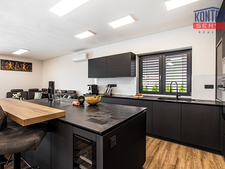 Prodej domu, 236 m² (5 z 40)