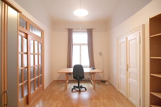 Pronájem bytu 4+1 114 m² – fotografie 4