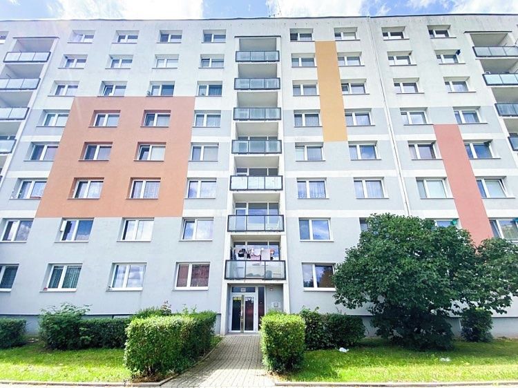 Pronájem bytu 1+1 35 m² – fotografie 2