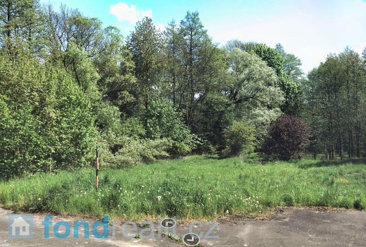Prodej pozemku 2566 m²