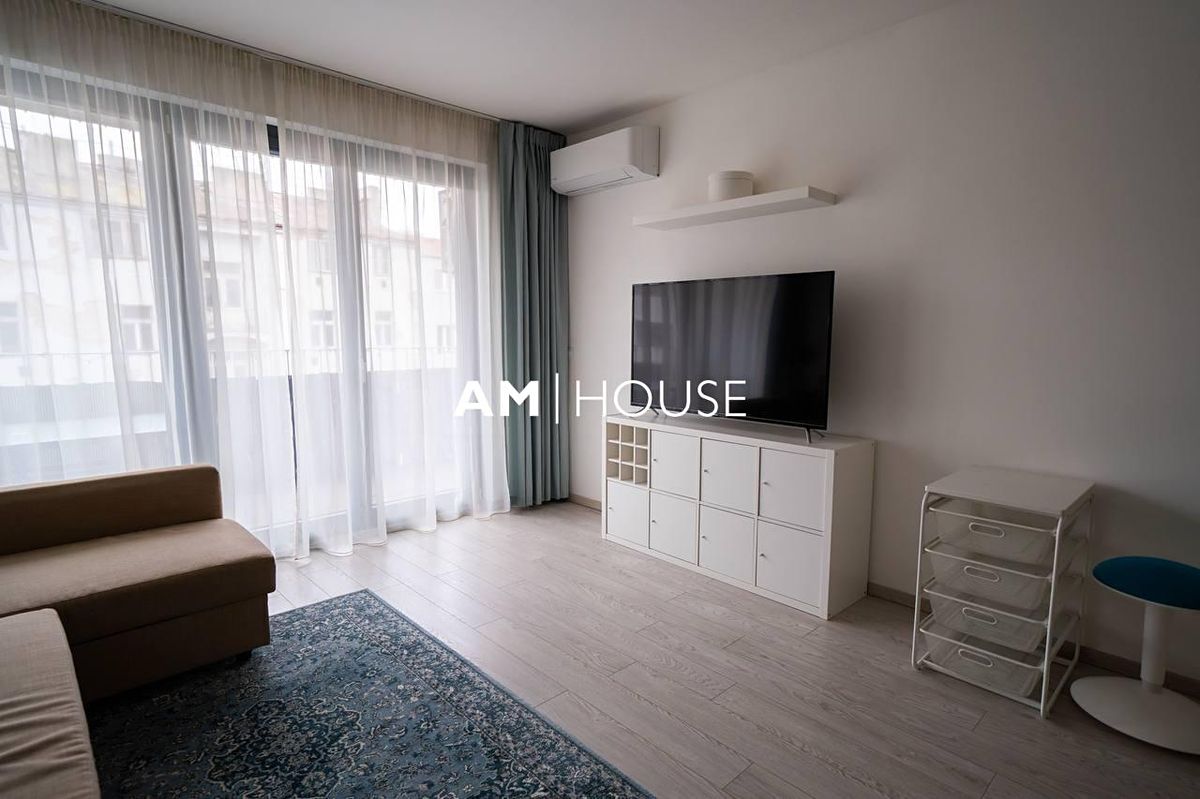 Pronájem bytu 2+kk 77 m² – fotografie 3