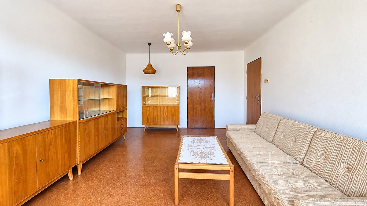 Pronájem bytu 3+1 69 m² – fotografie 3