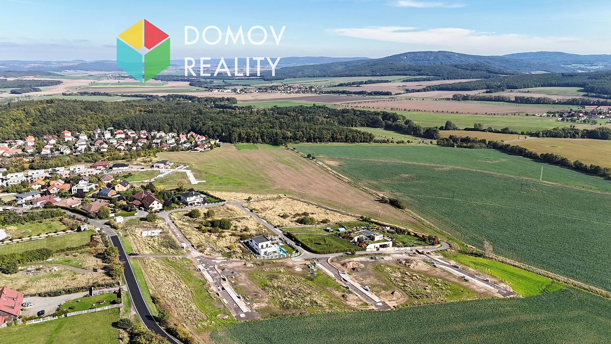 Prodej stavebního pozemku 898 m² – fotografie 4