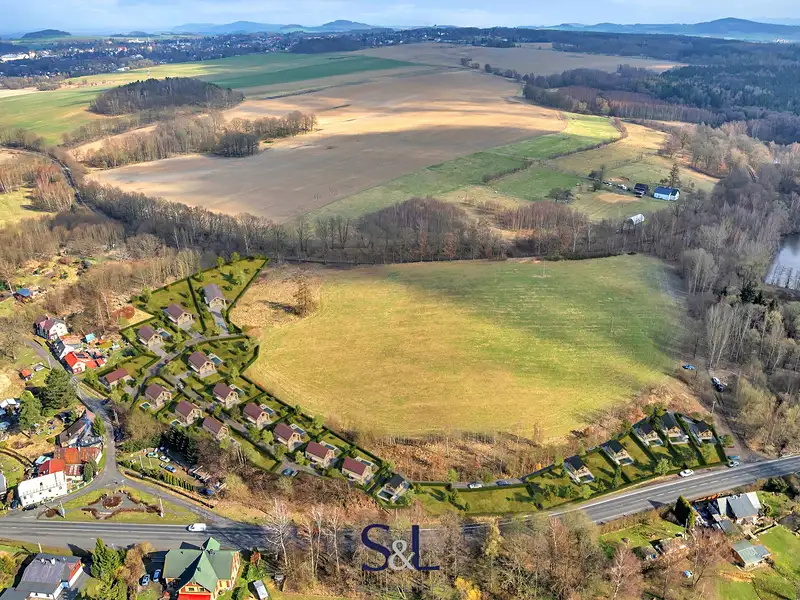 Prodej stavebního pozemku 12687 m², Jiříkov – náhled fotky 2