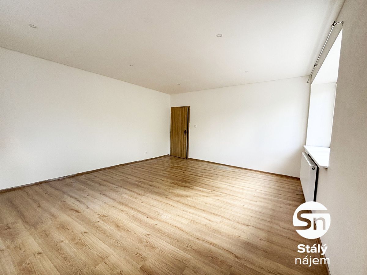 Pronájem bytu 3+1 67 m² – fotografie 2