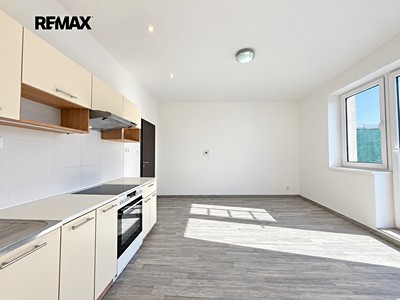 Pronájem bytu 2+kk 43 m²