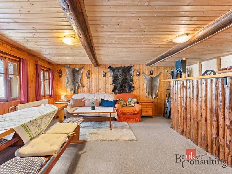 Prodej rodinného domu 214 m², pozemek 3028 m², Lučany nad Nisou – náhled fotky 3