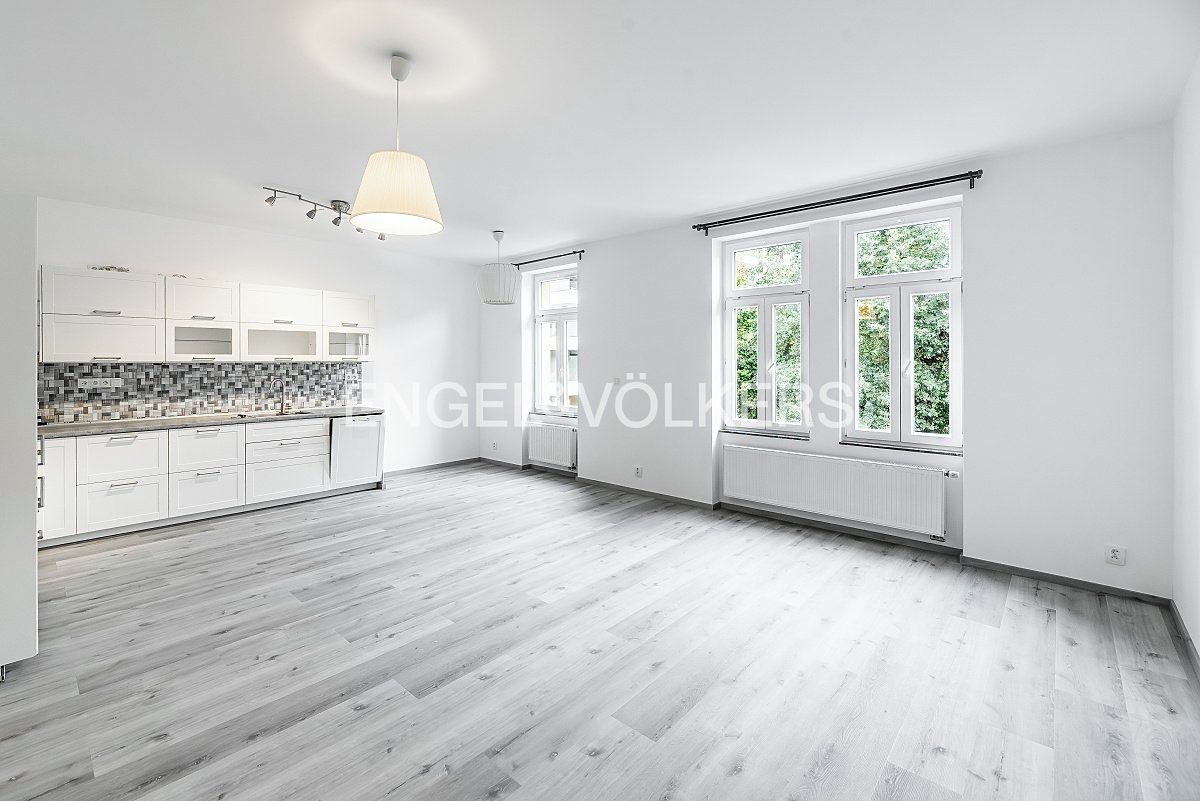 Pronájem bytu 2+kk 63 m²