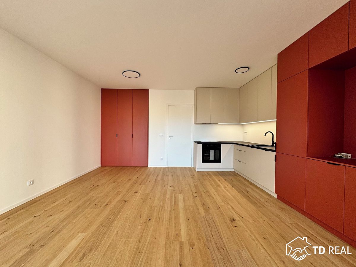 Pronájem bytu 1+kk 42 m² – fotografie 5