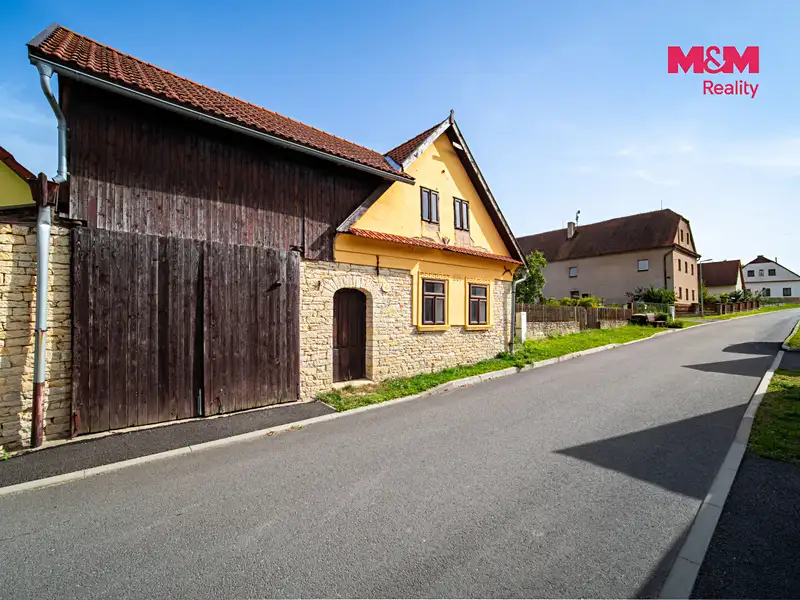 Prodej rodinného domu 164 m², pozemek 626 m², Makov – náhled fotky 3
