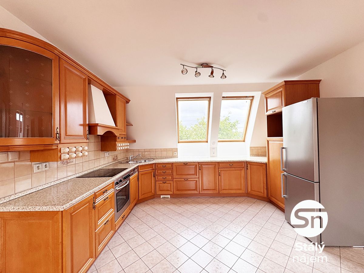 Pronájem bytu 3+kk 80 m²