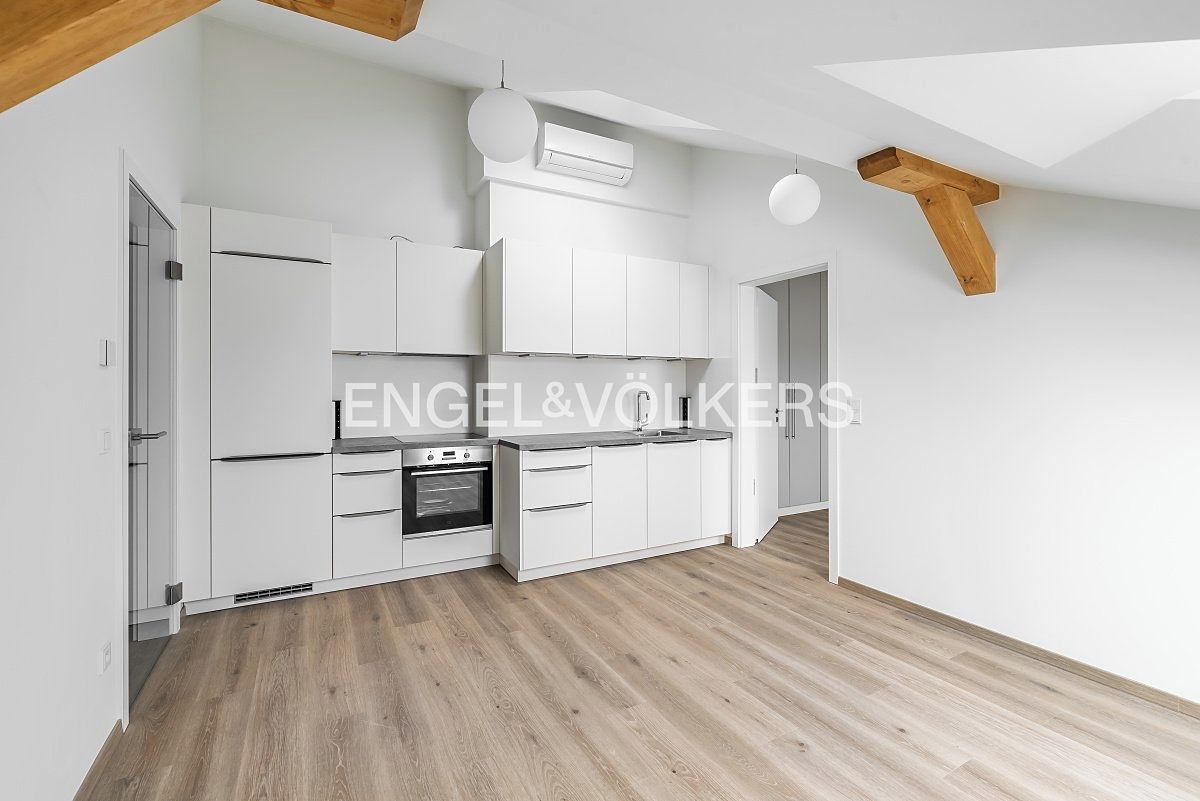 Pronájem bytu 2+kk 42 m²