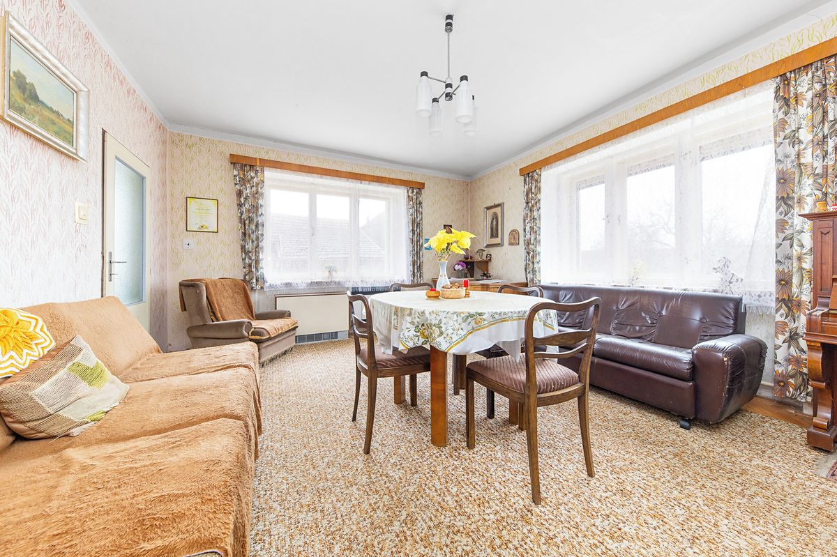 Prodej rodinného domu 150 m², pozemek 750 m² – fotografie 3