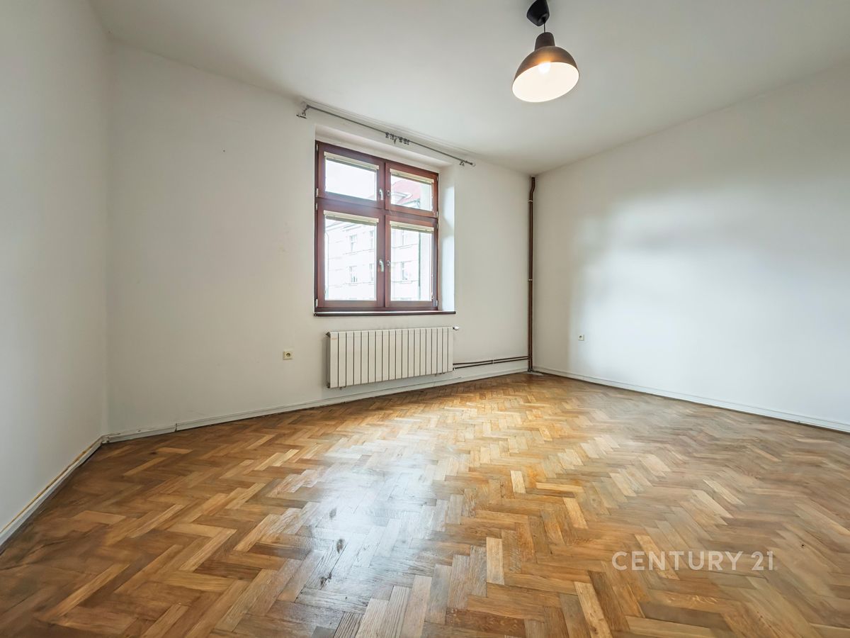 Pronájem bytu 1+1 42 m² – fotografie 3