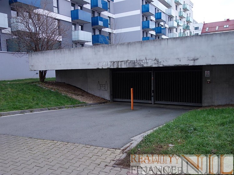 Pronájem nemovitosti, 10 m² (2 z 4)