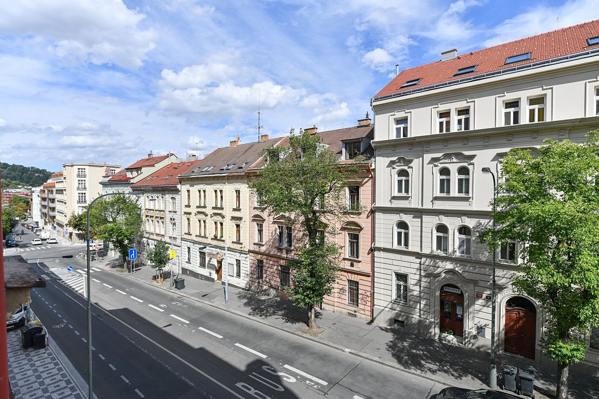 Pronájem bytu 2+kk 69 m² – fotografie 5